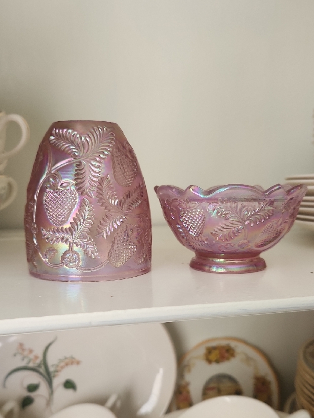 Iridescent Pink "Strawberry" Fairy Lamp — Decorative Fenton Art Glass - Picture 2 of 4